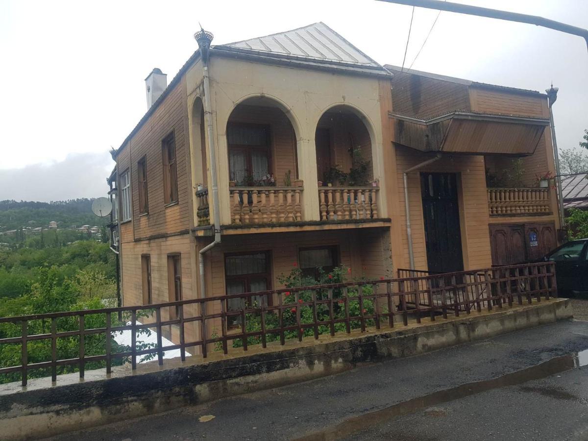 Hotel Shaumiani Koutaïssi Extérieur photo