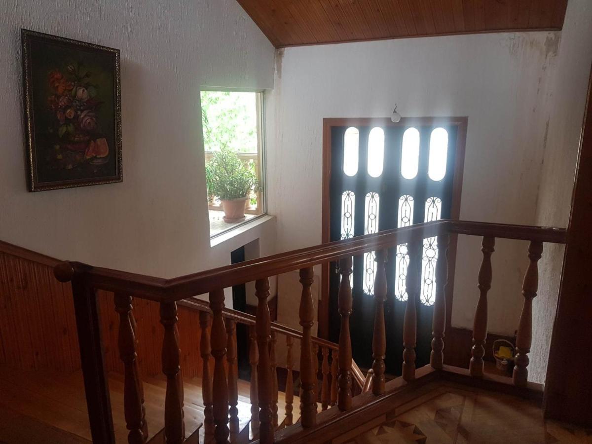 Hotel Shaumiani Koutaïssi Extérieur photo
